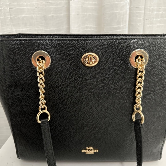 Brand new black COACH authentic turn lock handbag. - Picture 5 of 6